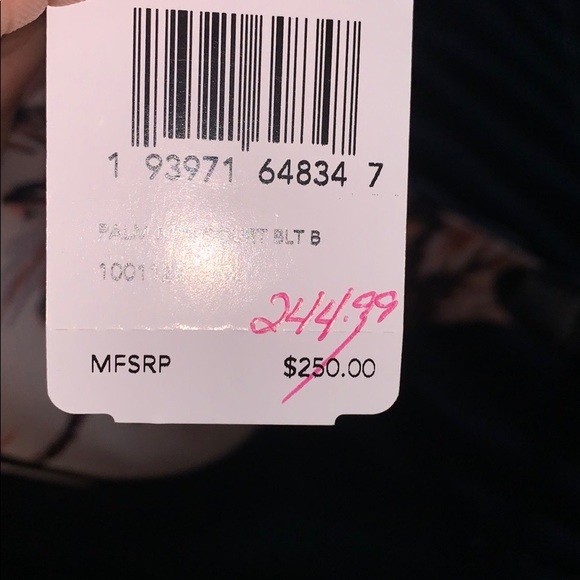 Coach Fannypack (adjustable) - Picture 7 of 8